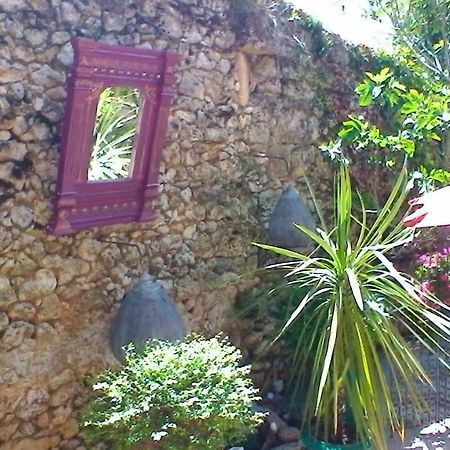 Le Domaine De La Lézardière B&B Espiet Esterno foto