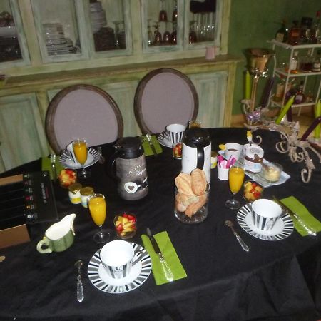 Le Domaine De La Lézardière B&B Espiet Esterno foto