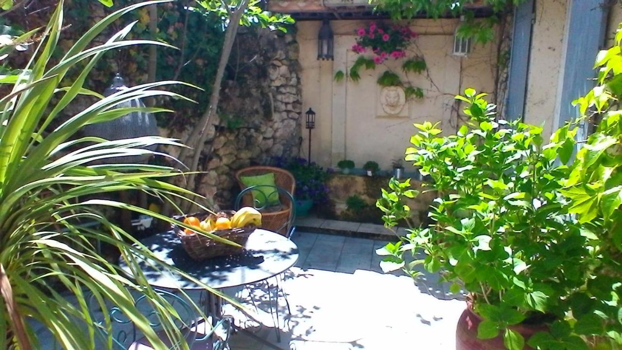 Le Domaine De La Lézardière B&B Espiet Esterno foto