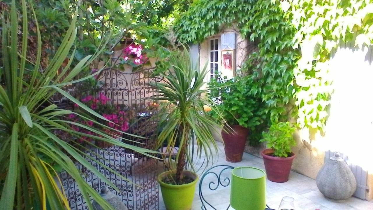 Le Domaine De La Lézardière B&B Espiet Esterno foto