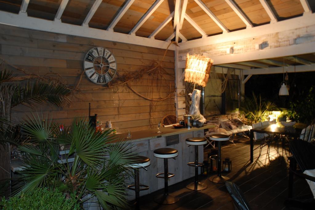 Le Domaine De La Lézardière B&B Espiet Esterno foto