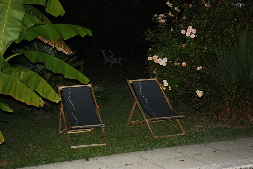 Le Domaine De La Lézardière B&B Espiet Esterno foto